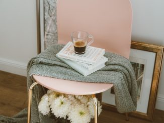 Hur du enkelt kan inreda festlokalen för en cocktailkväll illustration